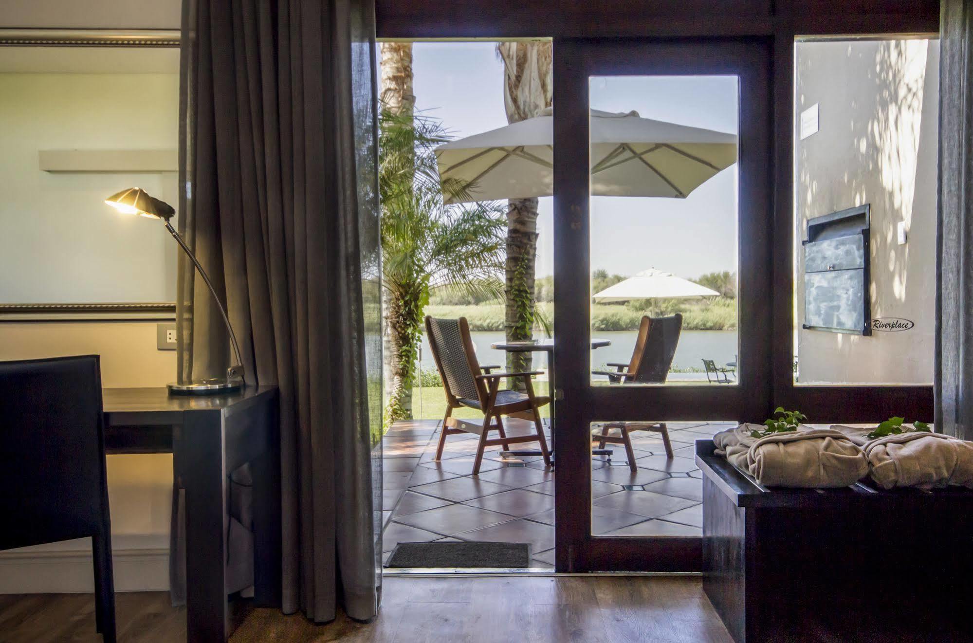 River Place Manor Upington Exterior foto